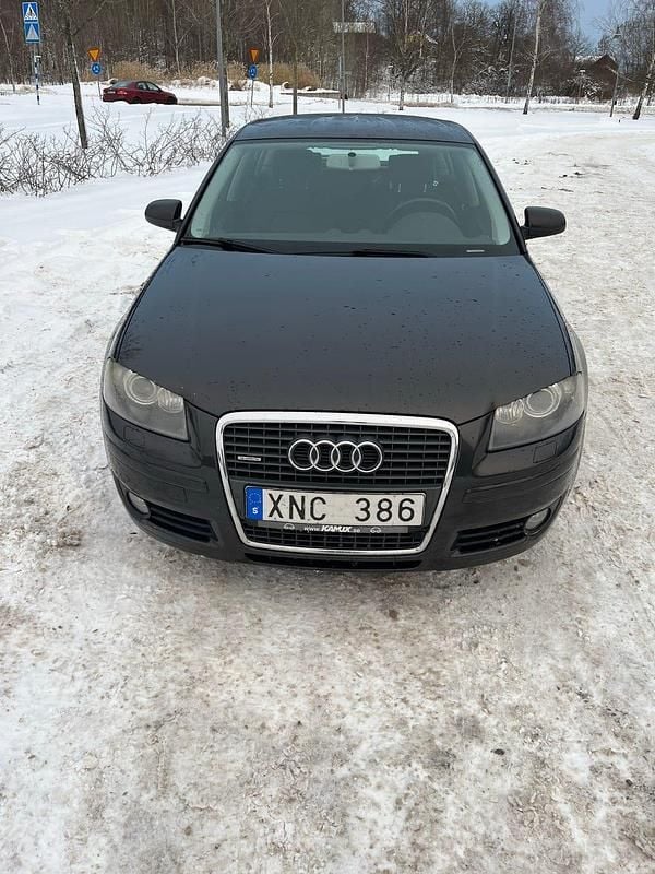 Lavagrå Begagnad 2006 Audi A3 | 51 900 kr (Marknadspris) - Bild 1/4