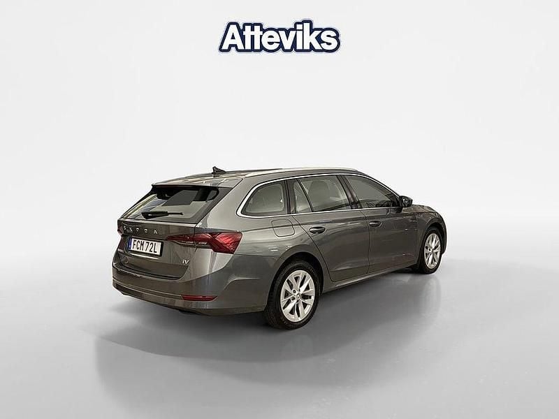 Begagnad Skoda Octavia Style 150 HK (110 kW) 2024 Grå Kombi