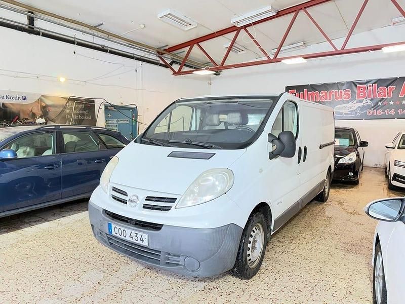 Begagnad Nissan Primastar 114 HK (83 kW) 2008 Vit Minibuss