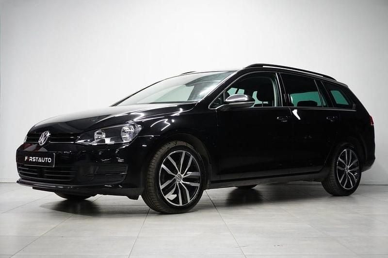 Svart Begagnad 2016 VW Golf VII Kombi | 104 900 kr (Bra pris) - Bild 1/4