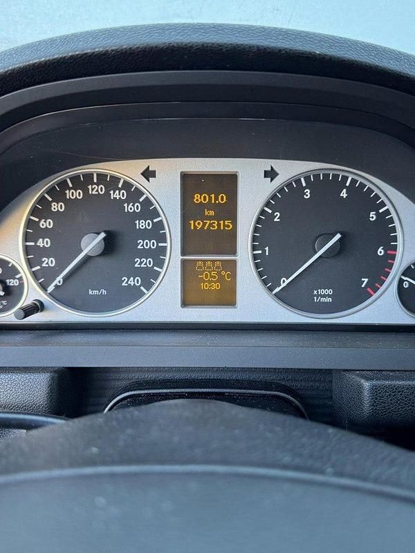 Begagnad 2006 Mercedes B170 Minibuss | 22 000 kr (Superpris) - Bild 1/4