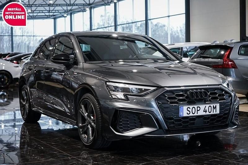 Begagnad Audi A3 S-Line 245 HK (180 kW) 2024 Grå