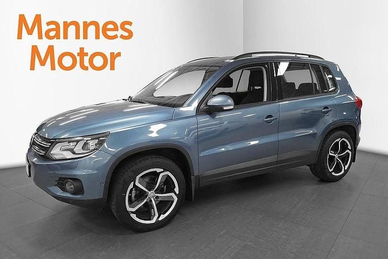 Blå Begagnad 2012 VW Tiguan Track & Field SUV | 119 900 kr (Bra pris) - Bild 1/4