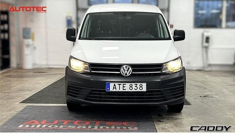 Begagnad VW Caddy Maxi 102 HK (75 kW) 2018 Vit Minibuss