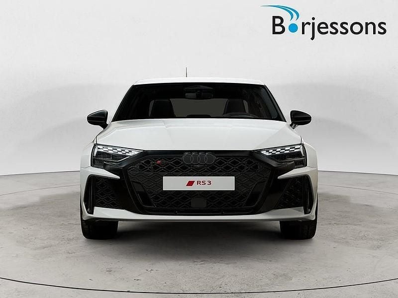 Begagnad Audi RS3 Comfort 400 HK (294 kW) 2022 Sedan