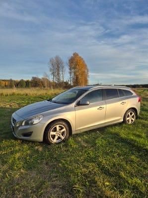 Begagnad Volvo V60 163 HK (119 kW) 2011 Kombi
