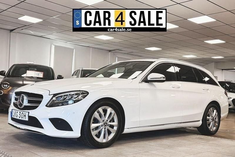 Vit Begagnad 2019 Mercedes C220 Avantgarde Kombi | 179 900 kr (Superpris) - Bild 1/4