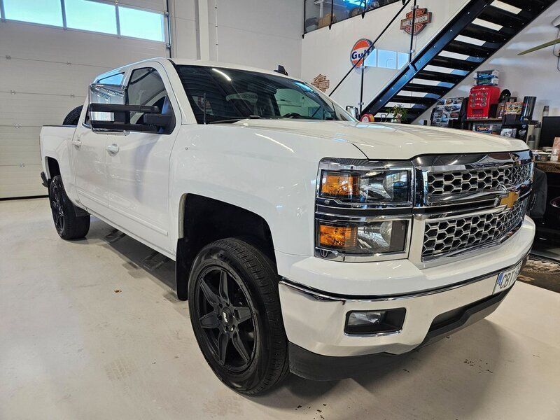 Vit Begagnad 2015 Chevrolet Silverado Van | 369 000 kr - Bild 1/4