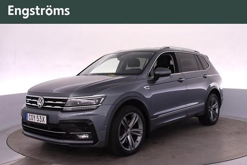 Begagnad VW Tiguan Allspace R-line 200 HK (147 kW) 2021 Mörkgrå SUV