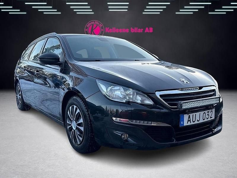Begagnad Peugeot 308 SW Active 120 HK (88 kW) 2015 Svart Kombi