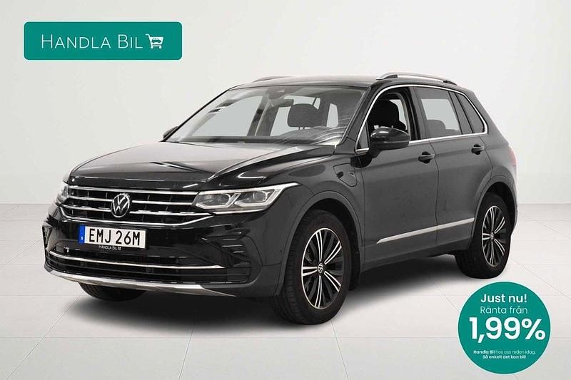 Svart Begagnad 2022 VW Tiguan Elegance SUV | 359 900 kr (Marknadspris) - Bild 1/3