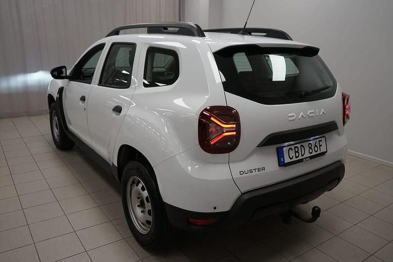 Begagnad Dacia Duster Essentiel 91 HK (66 kW) 2023 Vit SUV