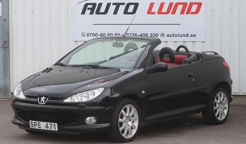 Begagnad Peugeot 206 CC 136 HK (100 kW) 2001 Svart Cab