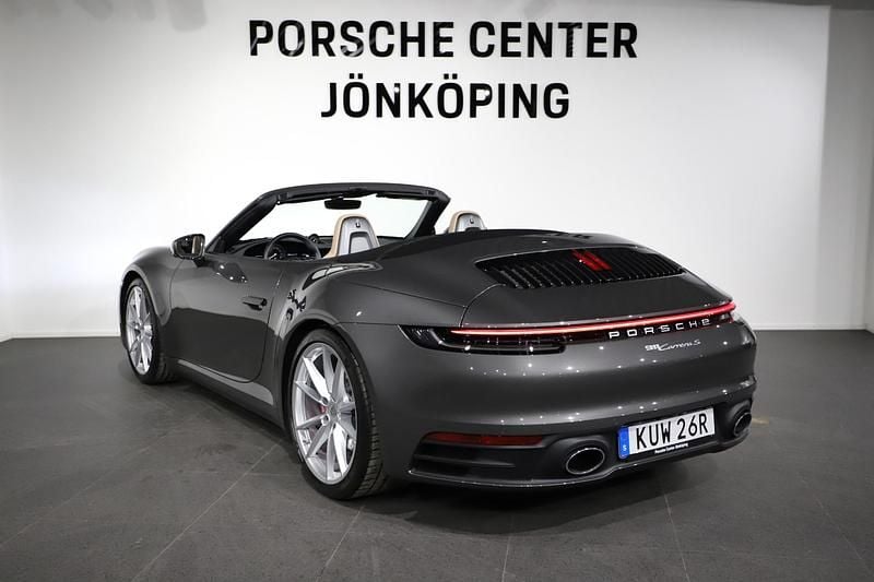 Begagnad Porsche 911 Carrera S Cabriolet 451 HK (331 kW) 2023 Flerfärgad (grey) Cab