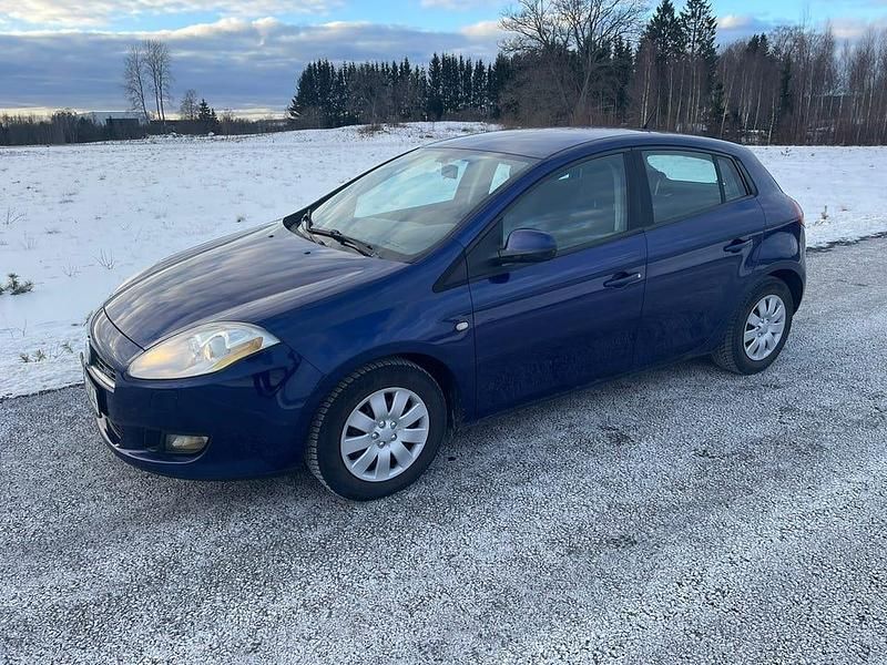 Begagnad Fiat Bravo 120 HK (88 kW) 2008 Halvkombi