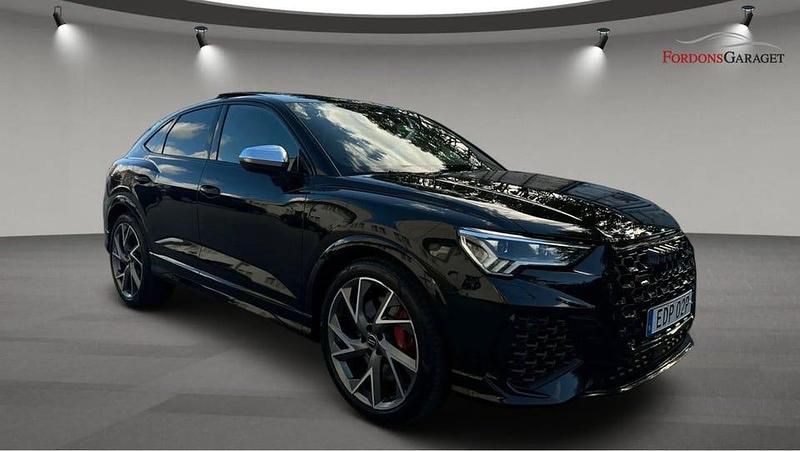 Svart Begagnad 2020 Audi RS Q3 Comfort SUV | 619 900 kr - Bild 1/4