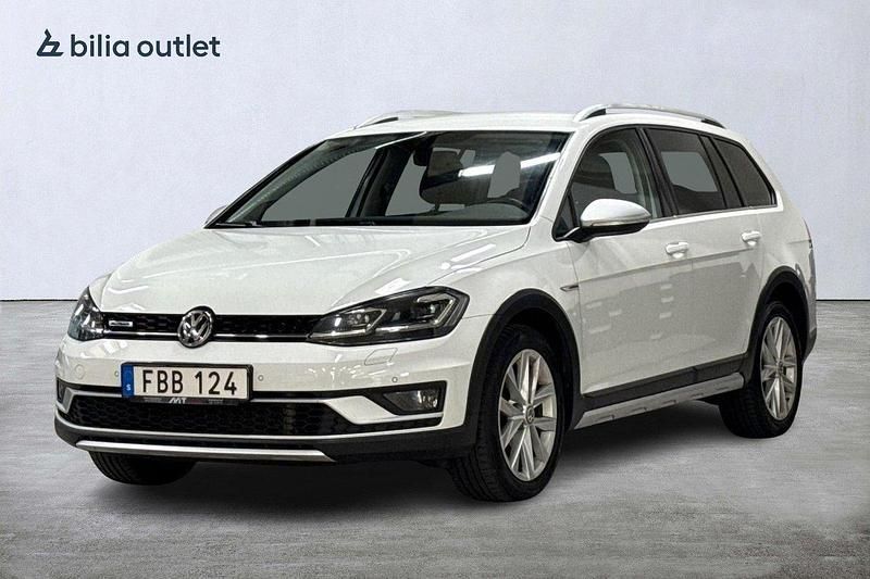 Vit Begagnad 2018 VW Golf Alltrack Kombi | 169 900 kr (Marknadspris) - Bild 1/3