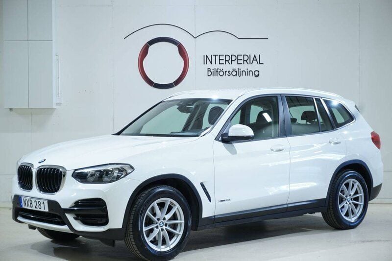 Vit Begagnad 2018 BMW X3 Sport Line SUV | 299 000 kr (Bra pris) - Bild 1/4