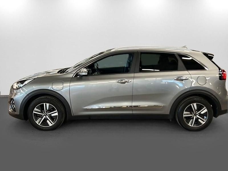 Begagnad Kia Niro Advance 105 HK (77 kW) 2020 Grå SUV
