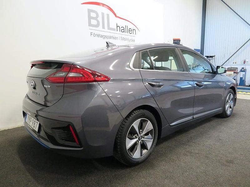 Begagnad Hyundai Ioniq Eco 105 HK (77 kW) 2017 Grå Halvkombi