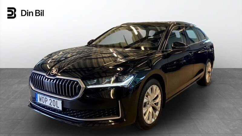 Svart Begagnad 2024 Skoda Superb Selection Kombi | 399 900 kr (Lite dyr) - Bild 1/4