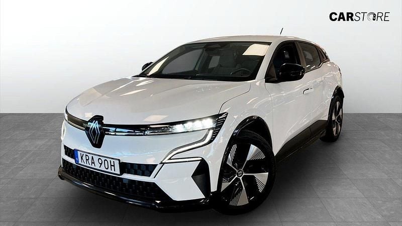 Vit (white) Begagnad 2023 Renault Mégane Equilibre SUV | 239 900 kr (Superpris) - Bild 1/4