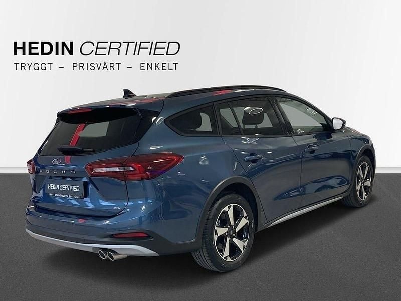 Begagnad Ford Focus Active 125 HK (91 kW) 2023 Blå Kombi