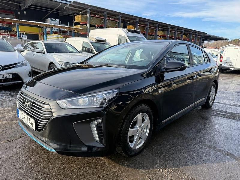 Begagnad Hyundai Ioniq 141 HK (103 kW) 2017 Halvkombi