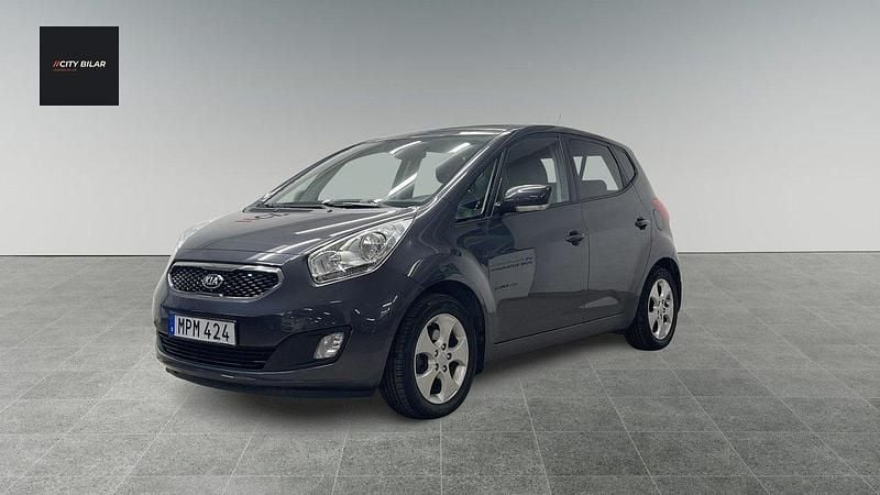 Grå Begagnad 2014 Kia Venga Comfort Halvkombi | 114 900 kr (Lite dyr) - Bild 1/4