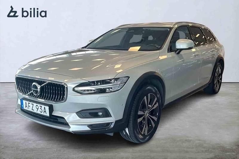 Vit Begagnad 2022 Volvo V90 CC Kombi | 329 900 kr (Marknadspris) - Bild 1/1