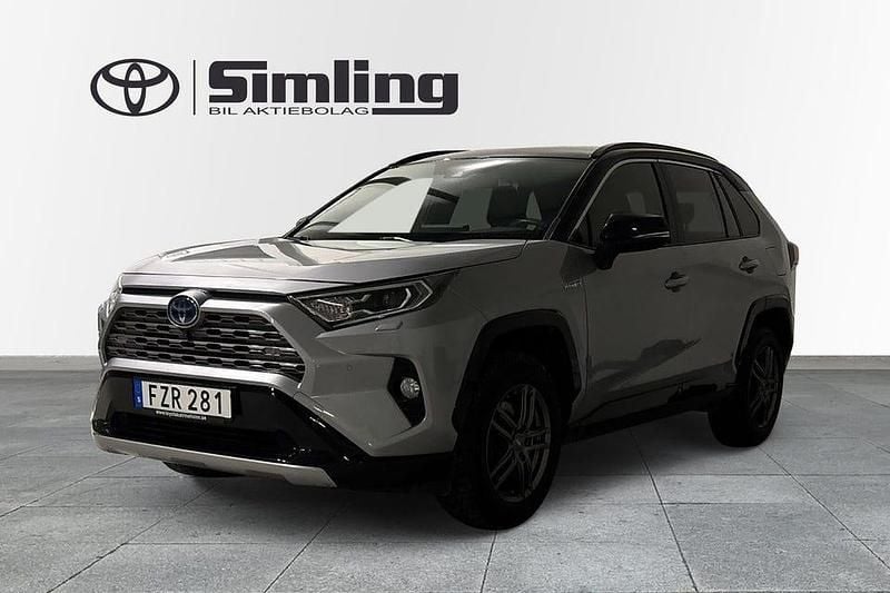 Grå Begagnad 2020 Toyota RAV4 Hybrid Style SUV | 339 900 kr (Lite dyr) - Bild 1/3