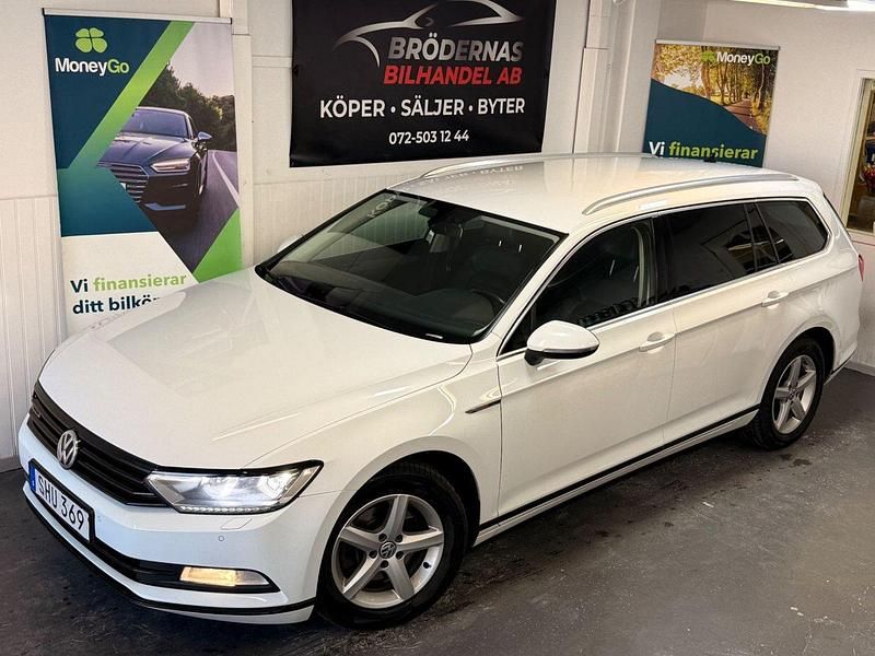 Vit Begagnad 2015 VW Passat GT Kombi | 104 900 kr (Marknadspris) - Bild 1/4