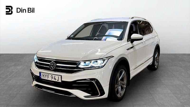 Vit Begagnad 2023 VW Tiguan Allspace R-line SUV | 464 800 kr (Marknadspris) - Bild 1/4