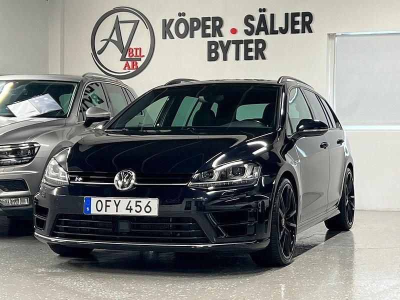 Svart Begagnad 2016 VW Golf VII R Kombi | 209 900 kr (Marknadspris) - Bild 1/4