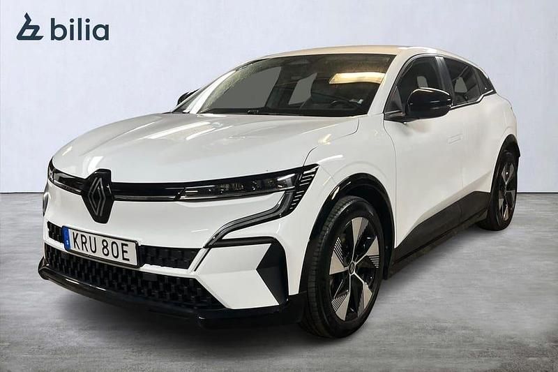 Vit Begagnad 2022 Renault Mégane IV Equilibre Halvkombi | 219 900 kr (Superpris) - Bild 1/4