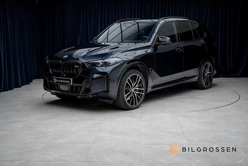 Svart Begagnad 2024 BMW X5 M Sport SUV | 1 099 900 kr (Lite dyr) - Bild 1/4