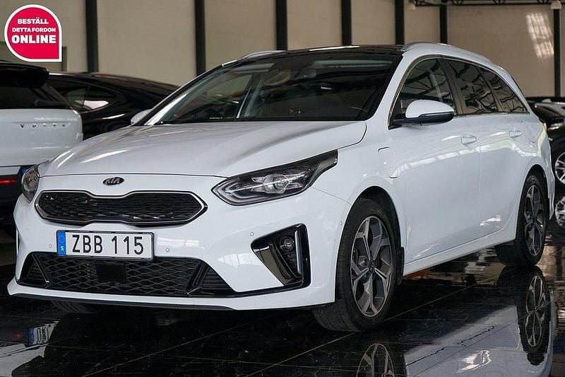 Vit Begagnad 2021 Kia Ceed Sportswagon 2 Kombi | 169 500 kr (Superpris) - Bild 1/4