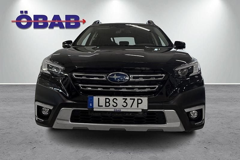 Begagnad Subaru Outback 169 HK (124 kW) 2024 Svart Kombi