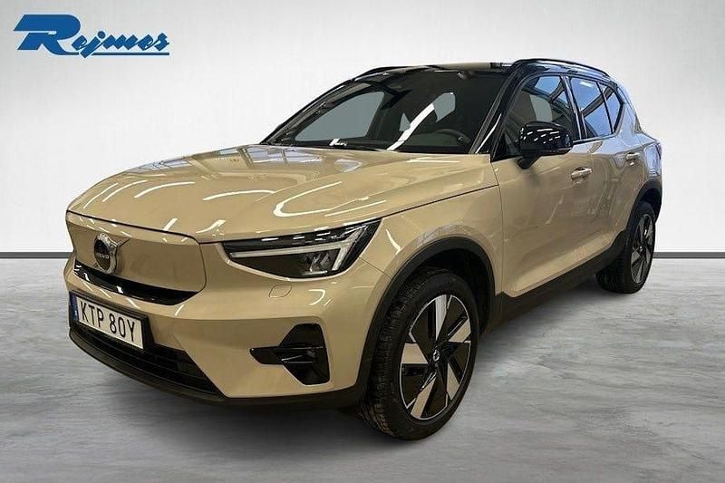 Begagnad Volvo EX40 Plus 188 kW (256 HK) 2024 Sand dune metallic SUV
