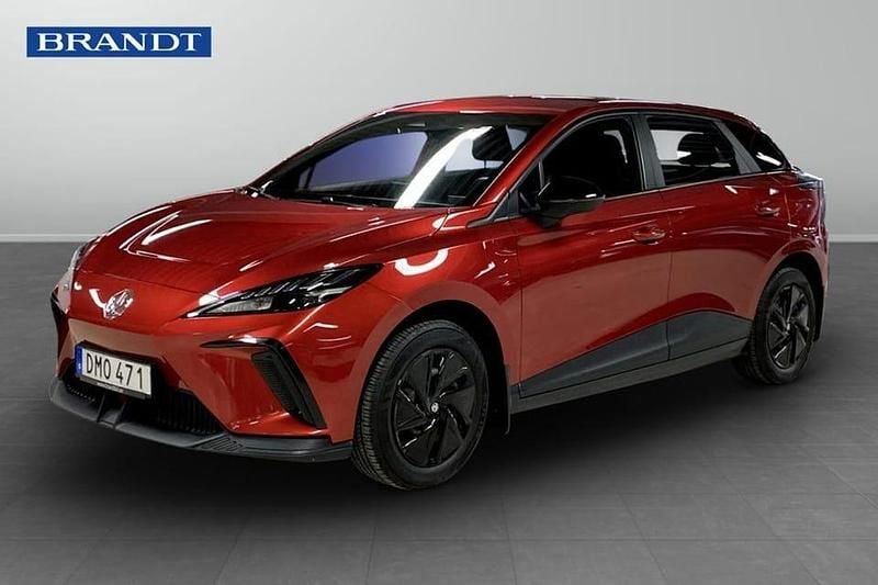 Röd Begagnad 2023 MG MG4 EV Halvkombi | 219 900 kr (Marknadspris) - Bild 1/4