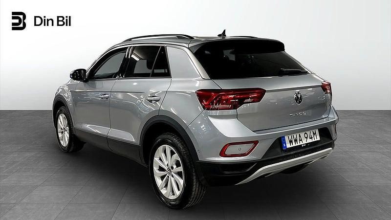 Begagnad VW T-Roc Life 150 HK (110 kW) 2024 Silver SUV
