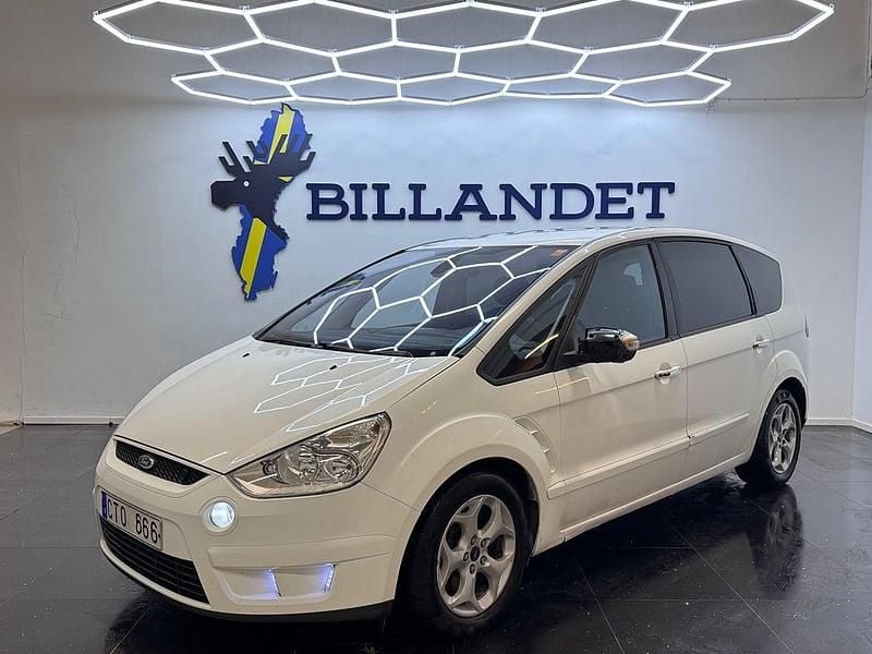 Begagnad Ford S-MAX S 140 HK (102 kW) 2009 Vit Minibuss