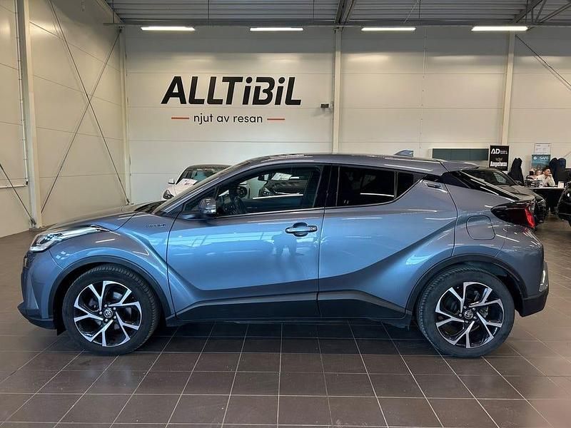 Begagnad Toyota C-HR Edition 122 HK (89 kW) 2021 Grå SUV