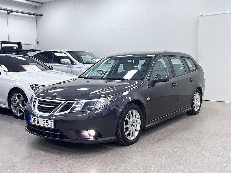Grå Begagnad 2011 Saab 9-3 Vector Kombi | 119 900 kr - Bild 1/4