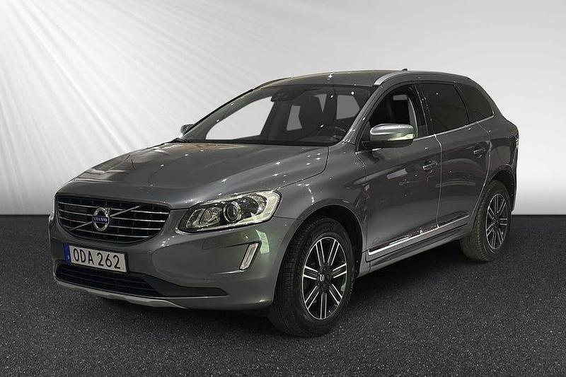 Grå Begagnad 2016 Volvo XC60 Standard SUV | 199 900 kr (Lite dyr) - Bild 1/4