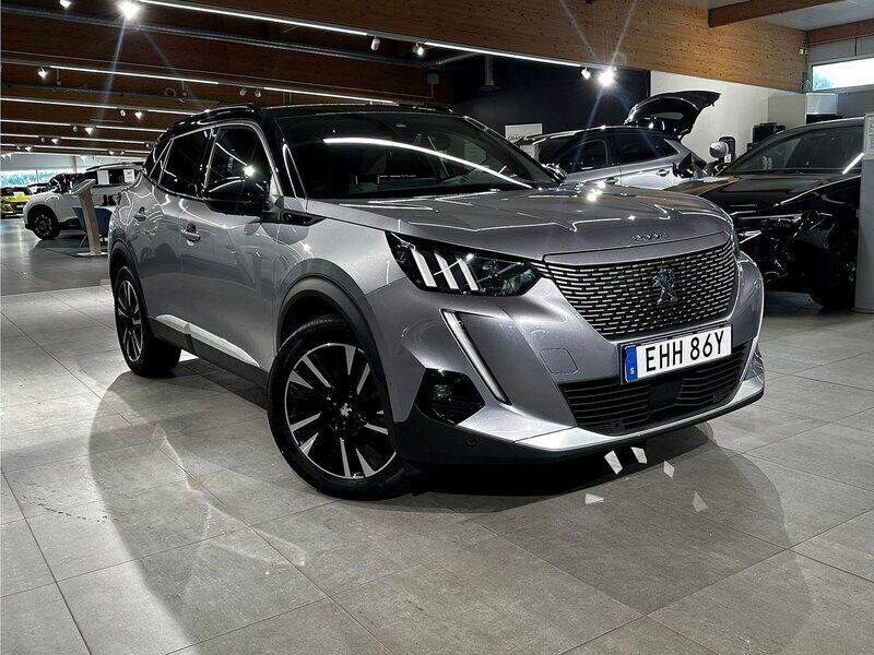 Grå Begagnad 2021 Peugeot e-2008 GTi SUV | 204 900 kr (Marknadspris) - Bild 1/4
