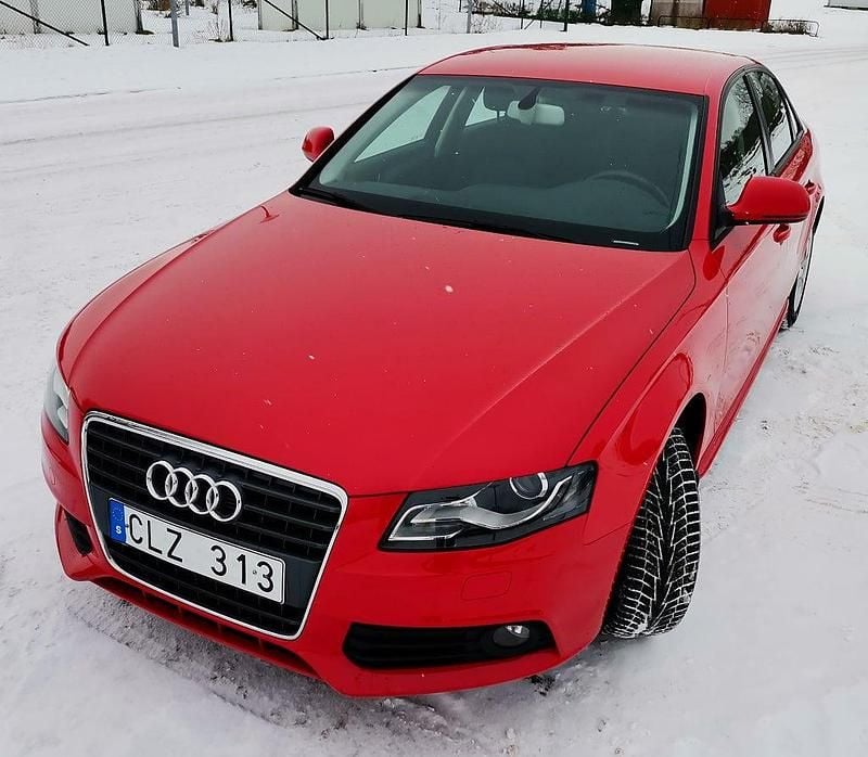 Begagnad Audi A4 160 HK (117 kW) 2008 Röd Sedan