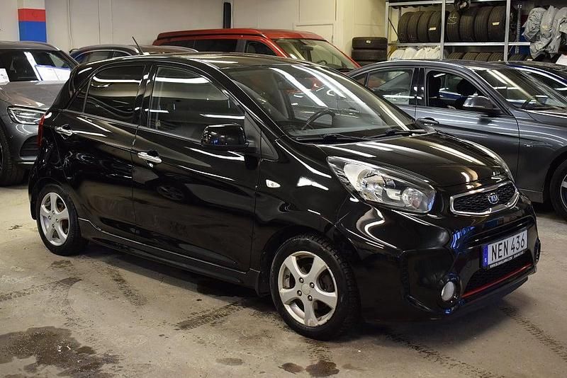 Begagnad Kia Picanto 67 HK (49 kW) 2016 Svart Halvkombi