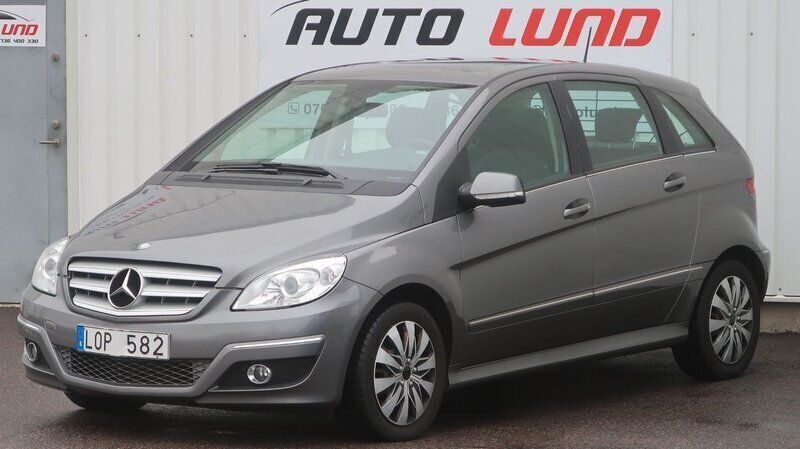 Silver Begagnad 2011 Mercedes B200 Minibuss | 59 900 kr (Marknadspris) - Bild 1/4