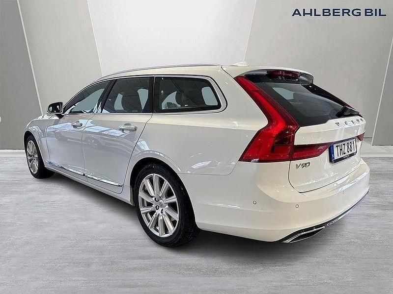 Begagnad Volvo V90 Inscription 190 HK (139 kW) 2016 Vit Kombi